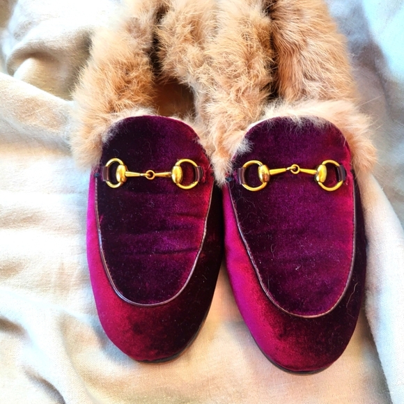 Zara Plush Velvet Purple and Tan Slippers - Picture 1 of 7